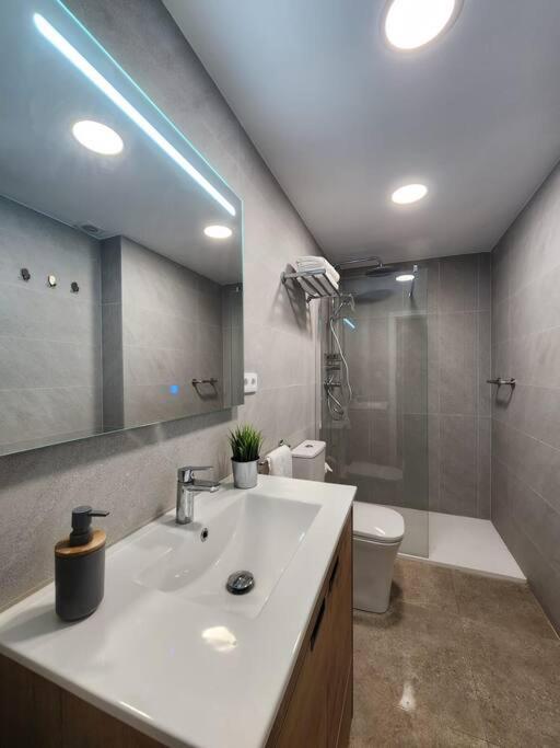 Apartamento Piso De Diseno Elche Exterior foto