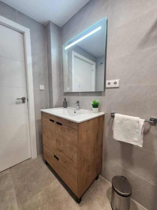 Apartamento Piso De Diseno Elche Exterior foto